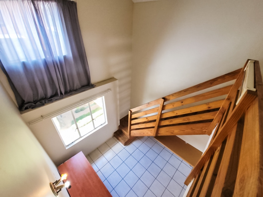 1 Bedroom Property for Sale in Kannoniers Park North West